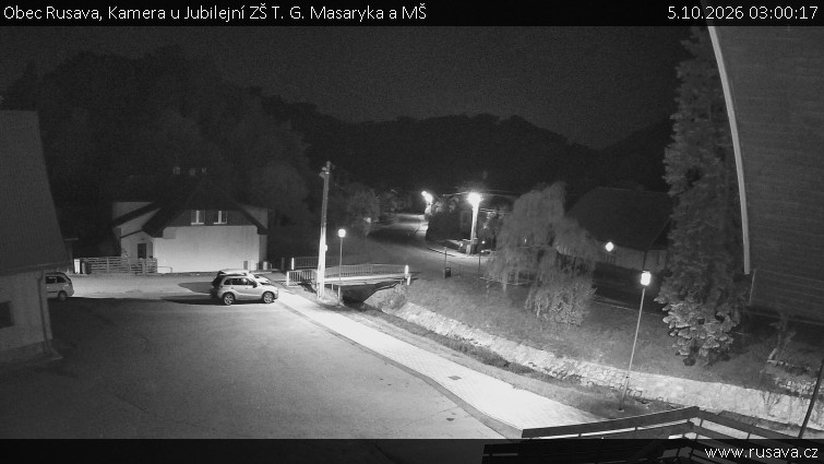 Obec Rusava - Kamera u Jubilejní ZŠ T. G. Masaryka a MŠ - 5.10.2026 v 03:00