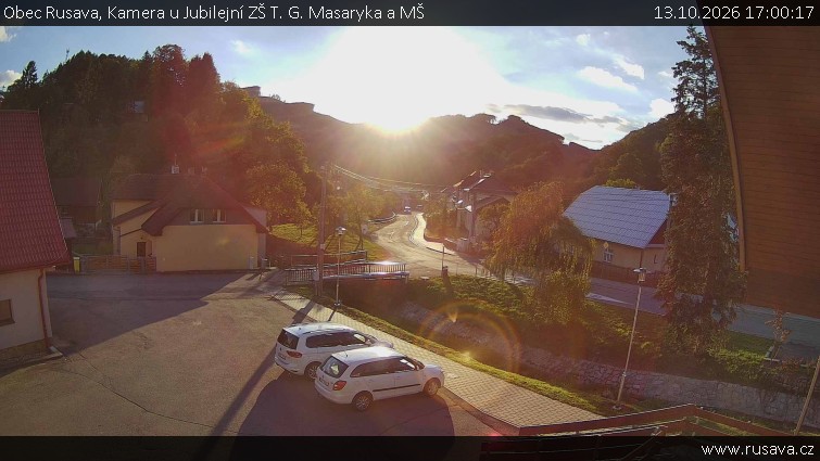 Obec Rusava - Kamera u Jubilejní ZŠ T. G. Masaryka a MŠ - 13.10.2026 v 17:00