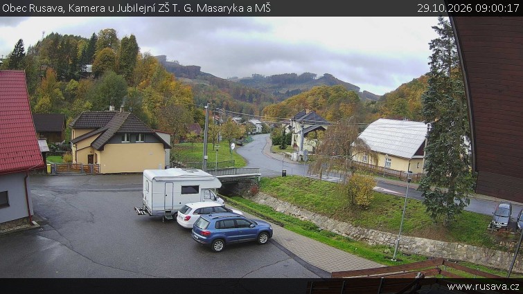 Obec Rusava - Kamera u Jubilejní ZŠ T. G. Masaryka a MŠ - 29.10.2026 v 09:00