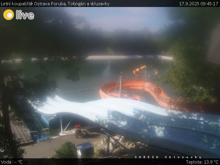 Letní koupaliště Ostrava Poruba - Tobogán a skluzavky - 17.9.2025 v 09:45