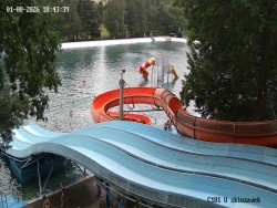 Rutschen und Wasserrutschen