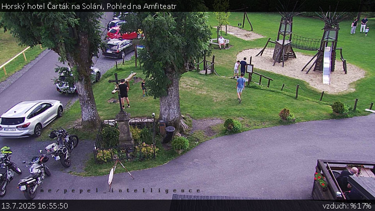 Horský hotel Čarták na Soláni - Pohled na Amfiteatr - 13.7.2025 v 16:55 Horský hotel Čarták na Soláni - Pohled na Amfiteatr - 13.7.2025 v 16:55