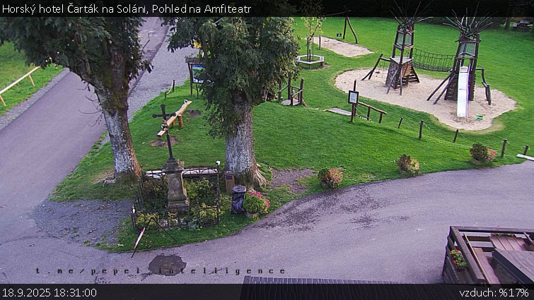 Horský hotel Čarták na Soláni - Pohled na Amfiteatr - 18.9.2025 v 18:31