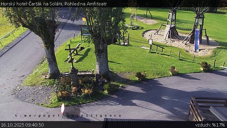 Horský hotel Čarták na Soláni - Pohled na Amfiteatr - 16.10.2025 v 09:40 Horský hotel Čarták na Soláni - Pohled na Amfiteatr - 16.10.2025 v 09:40