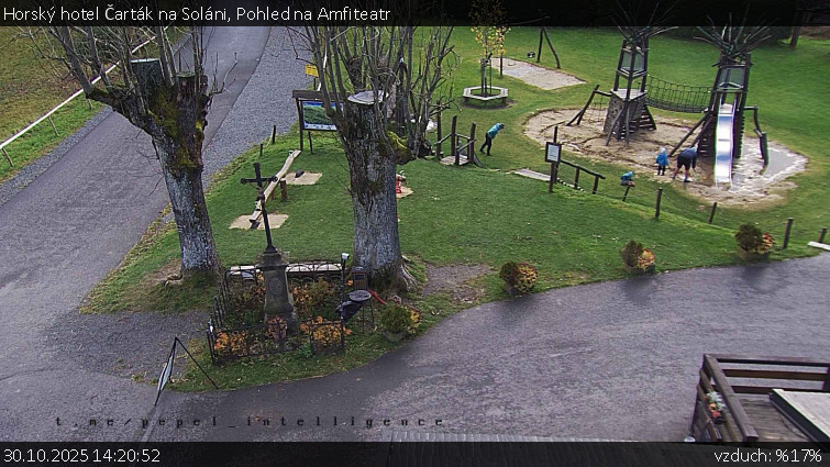 Horský hotel Čarták na Soláni - Pohled na Amfiteatr - 30.10.2025 v 14:20