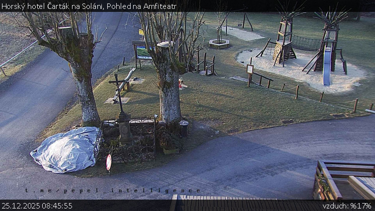 Horský hotel Čarták na Soláni - Pohled na Amfiteatr - 25.12.2025 v 08:45