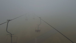 Lanovka - pohled nahoru