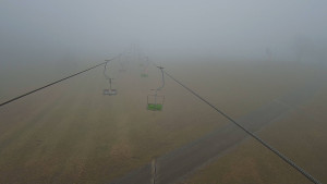 Snow park Paprsek - Lanovka - pohled nahoru - 16.11.2025 v 11:00 Snow park Paprsek - Lanovka - pohled nahoru - 16.11.2025 v 11:00