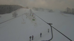 Lanovka - pohled nahoru