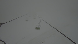 Lanovka - pohled nahoru