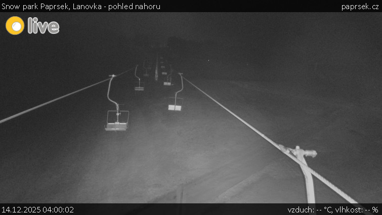 Snow park Paprsek - Lanovka - pohled nahoru - 14.12.2025 v 04:00