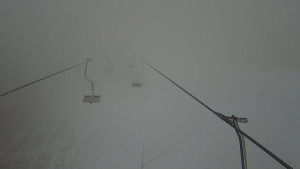 Snow park Paprsek - Lanovka - pohled nahoru - 15.12.2025 v 15:00 Snow park Paprsek - Lanovka - pohled nahoru - 15.12.2025 v 15:00