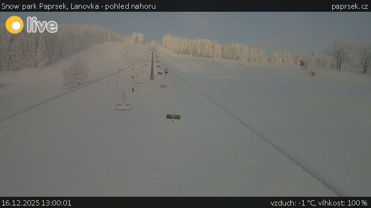 Snow park Paprsek - Lanovka - pohled nahoru - 16.12.2025 v 13:00