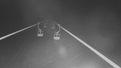 Lanovka - pohled nahoru