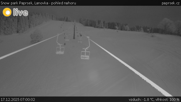 Snow park Paprsek - Lanovka - pohled nahoru - 17.12.2025 v 07:00