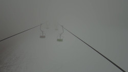 Lanovka - pohled nahoru