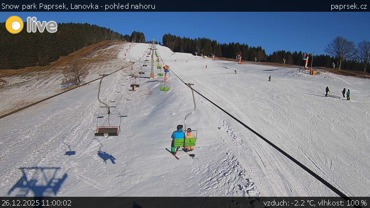 Snow park Paprsek - Lanovka - pohled nahoru - 26.12.2025 v 11:00