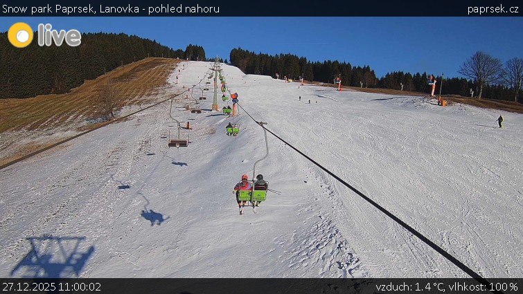 Snow park Paprsek - Lanovka - pohled nahoru - 27.12.2025 v 11:00