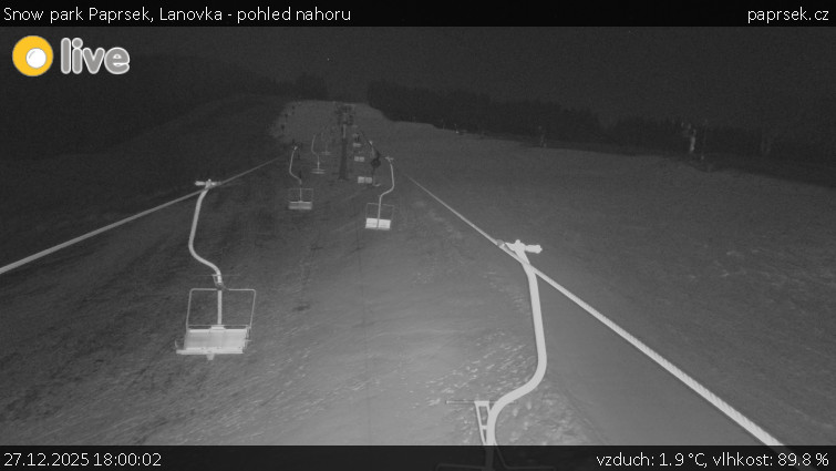 Snow park Paprsek - Lanovka - pohled nahoru - 27.12.2025 v 18:00