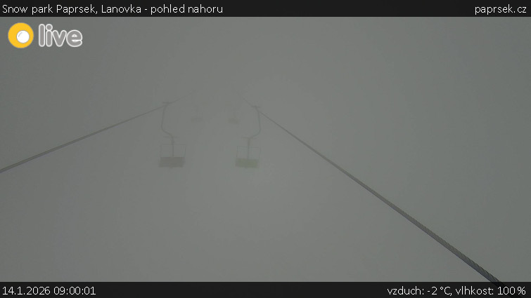 Snow park Paprsek - Lanovka - pohled nahoru - 14.1.2026 v 09:00