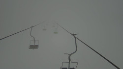 Lanovka - pohled nahoru