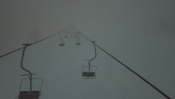 Lanovka - pohled nahoru