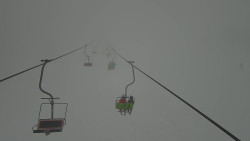 Lanovka - pohled nahoru