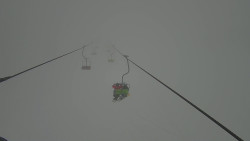 Lanovka - pohled nahoru