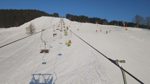 Snow park Paprsek - Lanovka - pohled nahoru - 19.1.2026 v 12:00