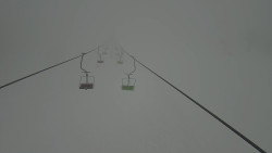 Lanovka - pohled nahoru