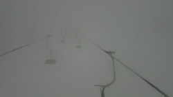 Lanovka - pohled nahoru