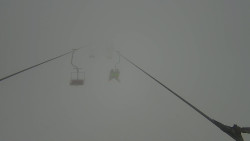 Lanovka - pohled nahoru