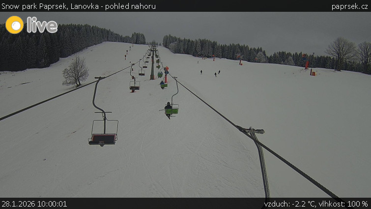 Snow park Paprsek - Lanovka - pohled nahoru - 28.1.2026 v 10:00