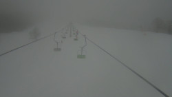 Lanovka - pohled nahoru