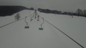 Snow park Paprsek - Lanovka - pohled nahoru - 2.2.2026 v 08:00