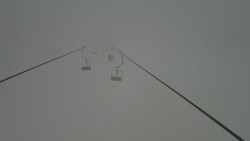 Lanovka - pohled nahoru