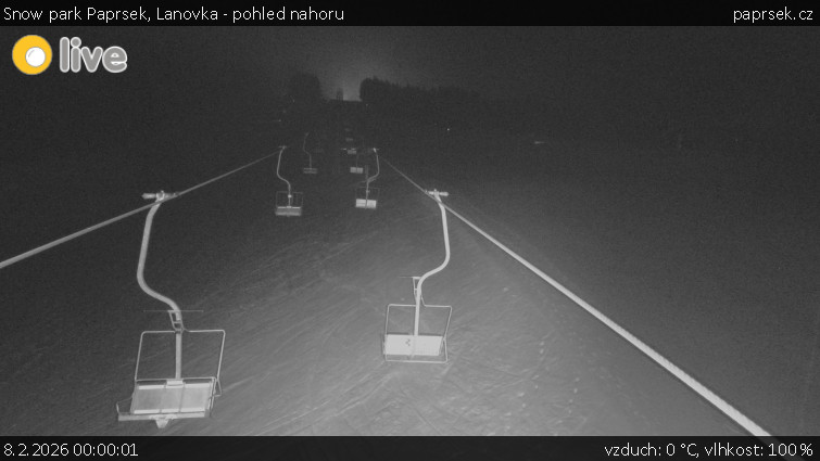 Snow park Paprsek - Lanovka - pohled nahoru - 8.2.2026 v 00:00