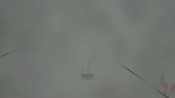 Lanovka - pohled nahoru