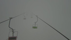 Lanovka - pohled nahoru