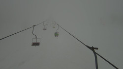 Lanovka - pohled nahoru