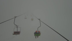 Lanovka - pohled nahoru