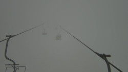 Lanovka - pohled nahoru