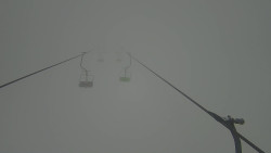 Lanovka - pohled nahoru