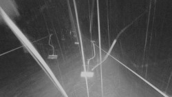 Lanovka - pohled nahoru