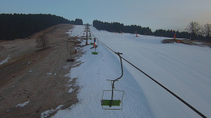 Snow park Paprsek - Lanovka - pohled nahoru - 4.3.2026 v 07:00