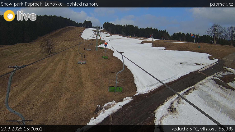 Snow park Paprsek - Lanovka - pohled nahoru - 20.3.2026 v 15:00