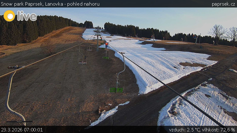 Snow park Paprsek - Lanovka - pohled nahoru - 23.3.2026 v 07:00