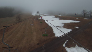 Snow park Paprsek - Lanovka - pohled nahoru - 5.4.2026 v 06:00