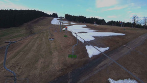 Snow park Paprsek - Lanovka - pohled nahoru - 5.4.2026 v 19:00