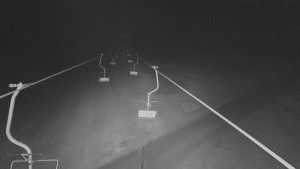 Snow park Paprsek - Lanovka - pohled nahoru - 9.4.2026 v 03:00